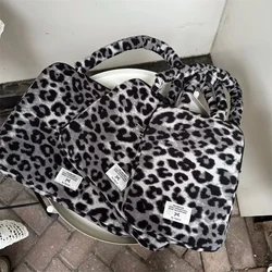 Leopard Pattern Laptop and Tablet Storage Bag for 15 -15.6inch (Gray)