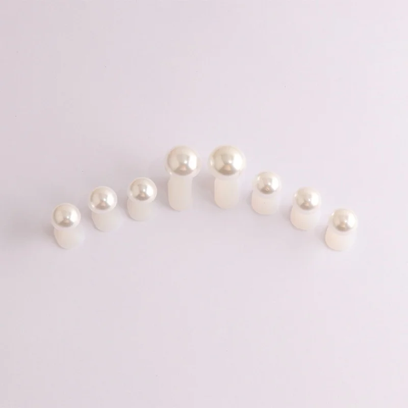 8Pcs White Pearls Soft Silicone Toe Separator For Nail Polish，Set of Toe Spacers For Feet Apply Nail Polish And Repair nails