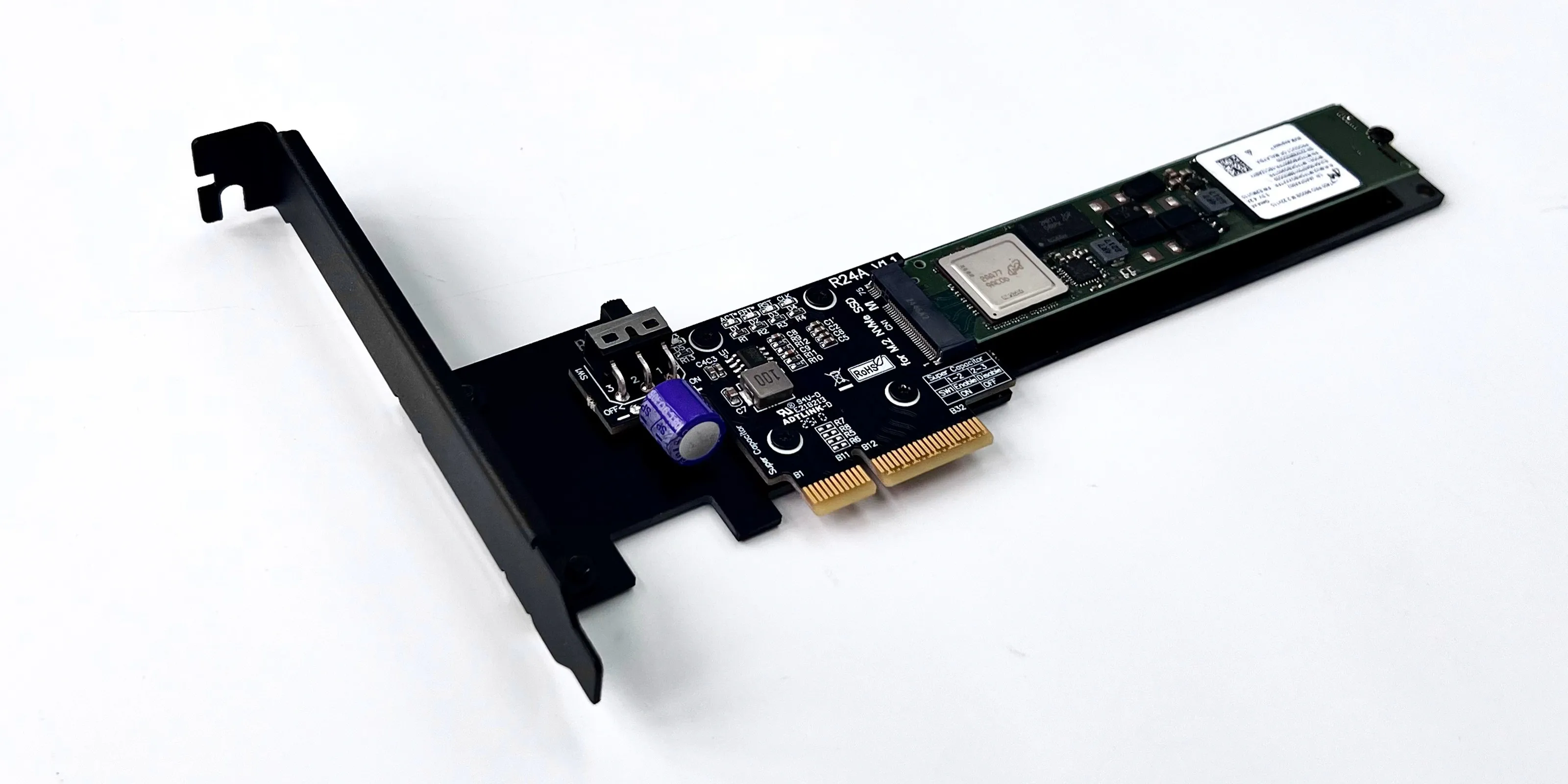 Für PCIe 5.0 Riser Adapter PCI-E x4 zu M.2 NVME SSD Karte mit Halterung Gen5 M.2 2280 22110 NVMe zu PCI Express 4x Konverter – Detail 6