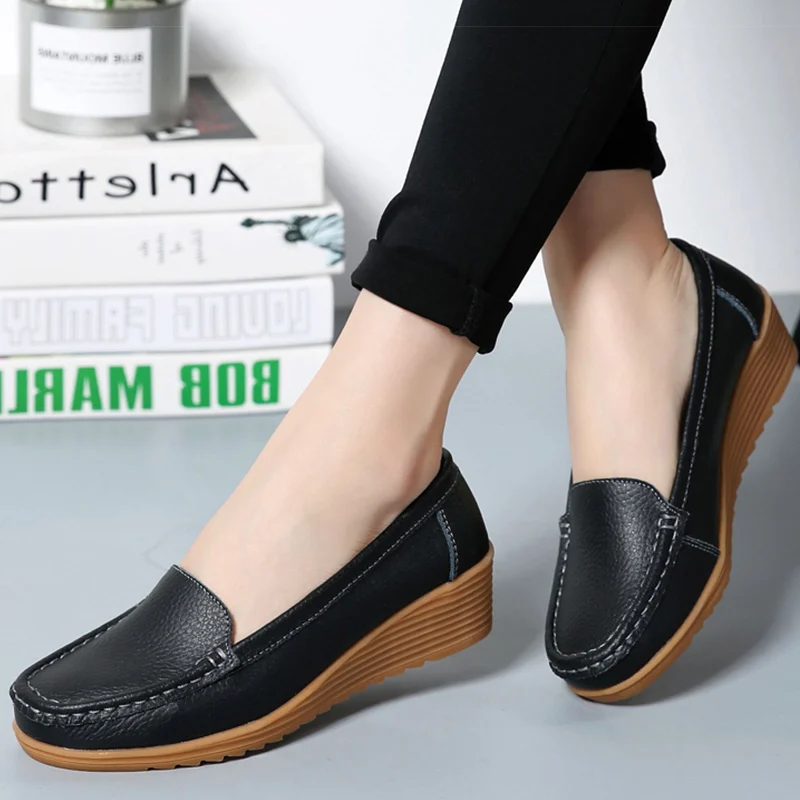 Women Shoes 2023 New Leather Flat Shoes Slip On Women Loafers With Wedge Heels Casual Flats Zapatos Mujeres Moccasins Female