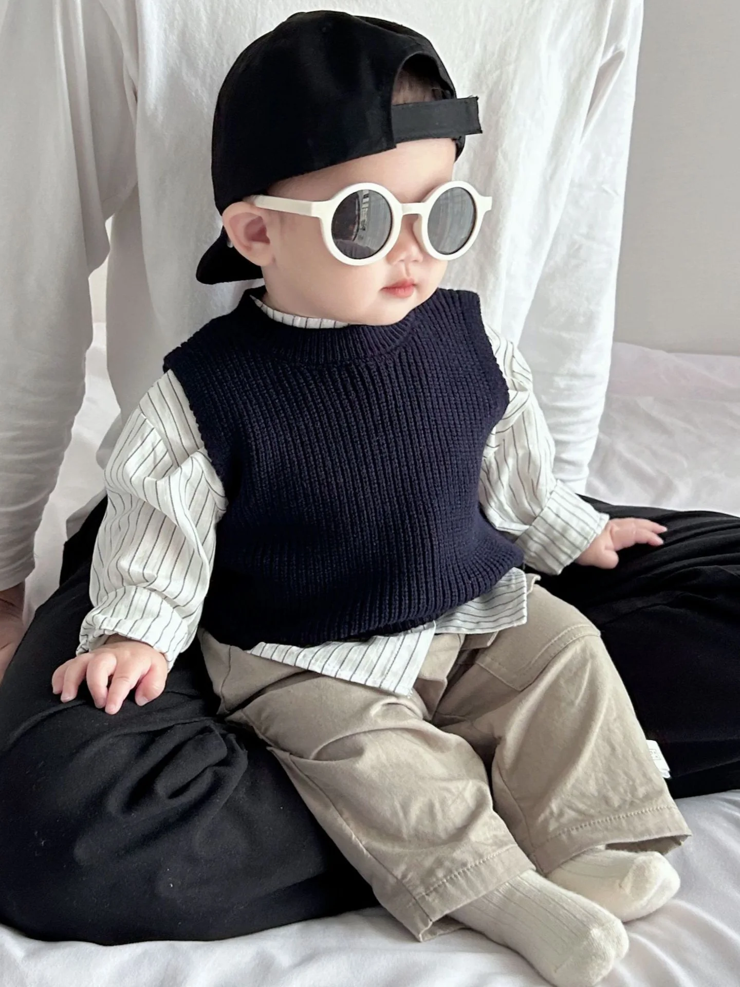 Autumn Baby Sleeveless Knitted Vest Solid Boys Girls Versatile Sweater Vest Infant Toddler Tops