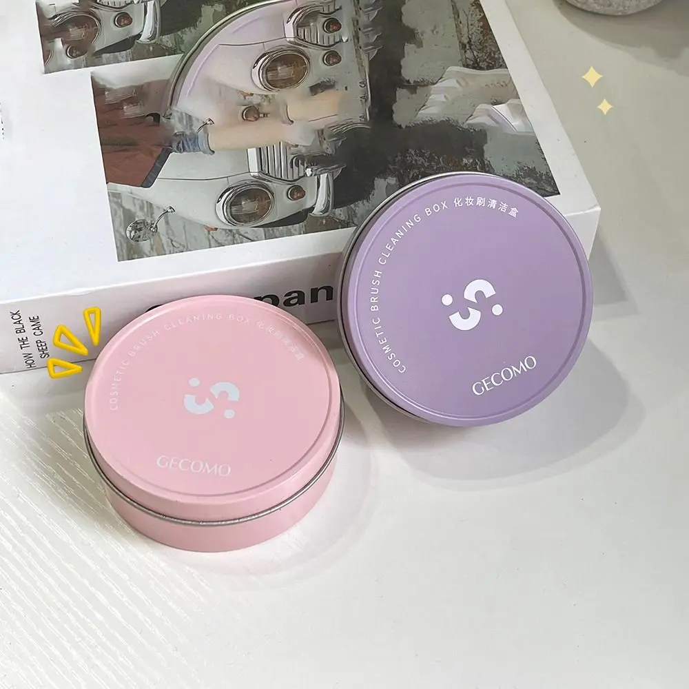 Compact and Durable Portable Makeup Brush Cleaner - Soft and Lightweight Cleaning Tool