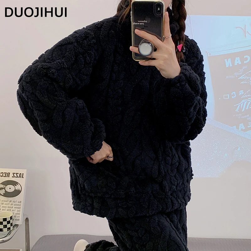 DUOJIHUI Black Winter Thick Warm Flannel Female Sleepwear Sets New Zipper Simple Long Sleeve Fashion 7-colors Pajamas for Women