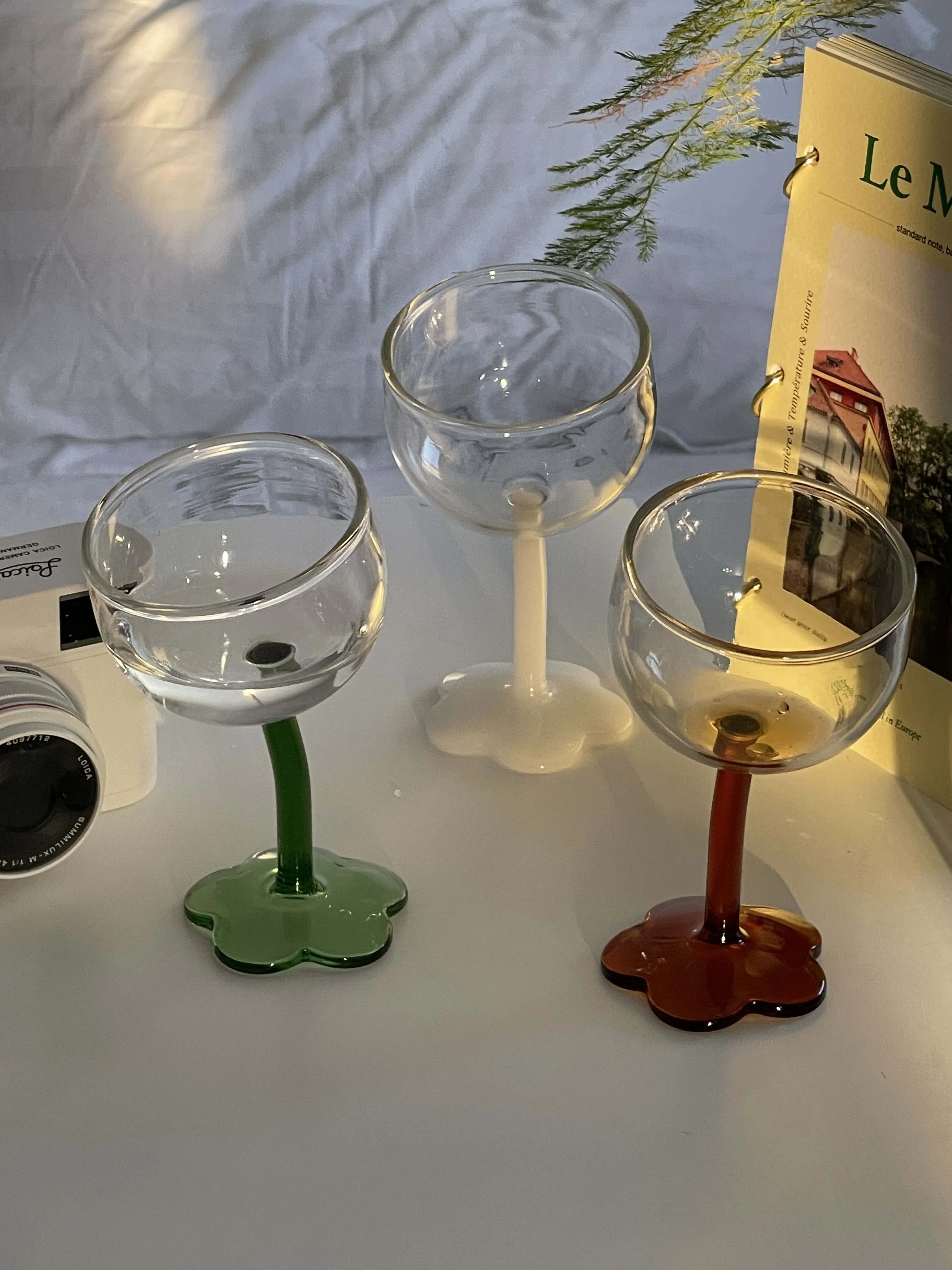 Homemade Vintage Wine Cup Lovely Flower Water Cup Crooked Handle Glass High Foot Glass Creative Champagne Wine Glasses Cute