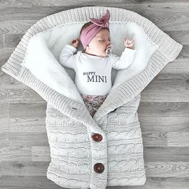 귀여운 아기들을 위한 엄마의 선택: 아기 겨울 두꺼운 니트 침낭