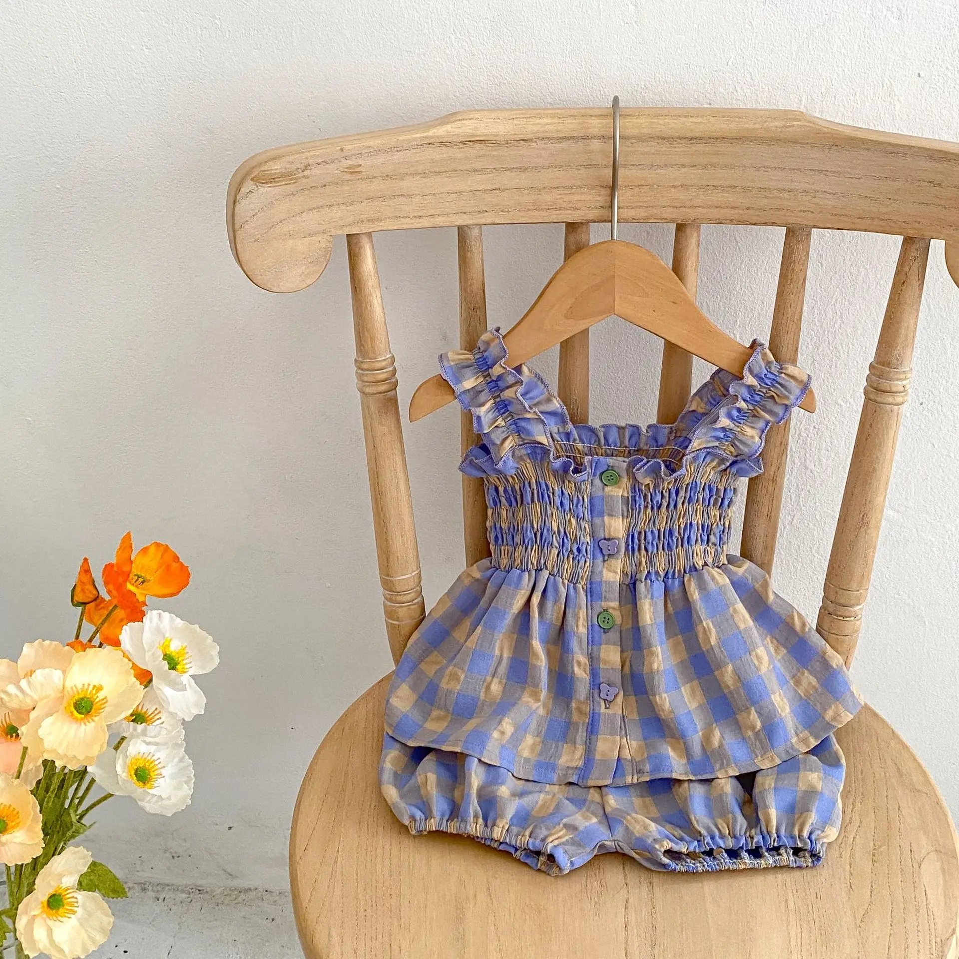 

2023 Summer Baby Clothing Sets Fashion Girls Sleeveless Plaid Sling Tops+Shorts Two Piece Toddler Girls Clothes Suit