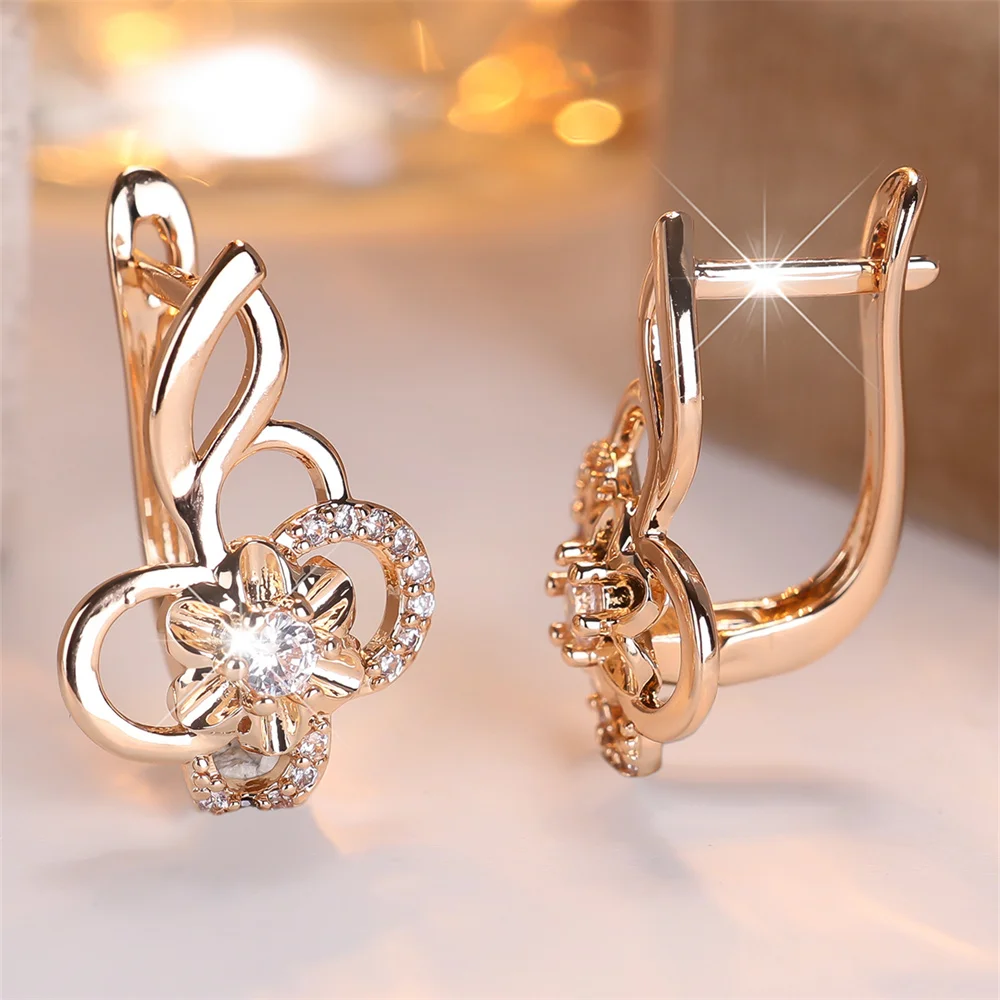White Zircon Round Stone Hollow Flower Hoop Earrings For Women Vintage Gold Color Small Flower Ear Buckle Wedding Jewelry Gifts