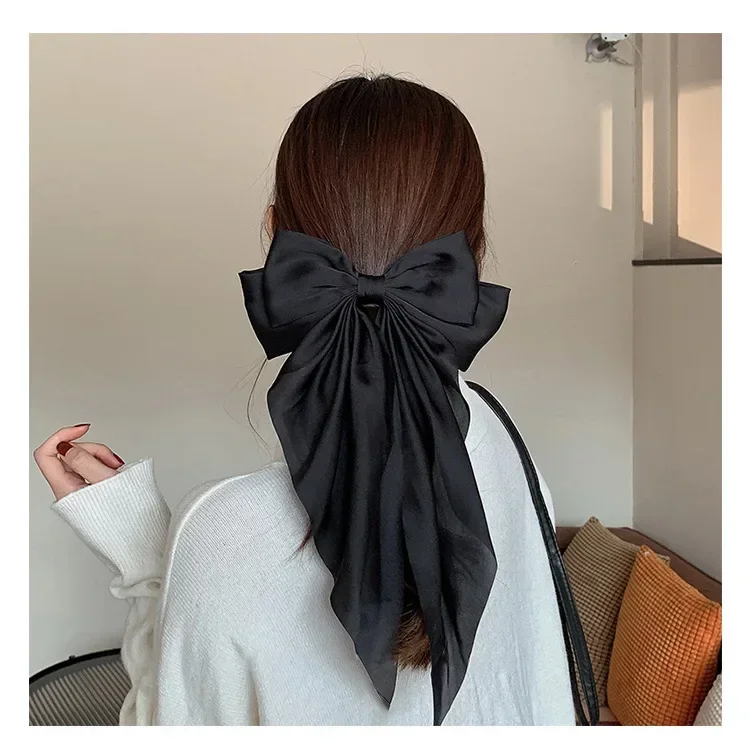 Рисунок 5 - Заколка для волос Женская атласная