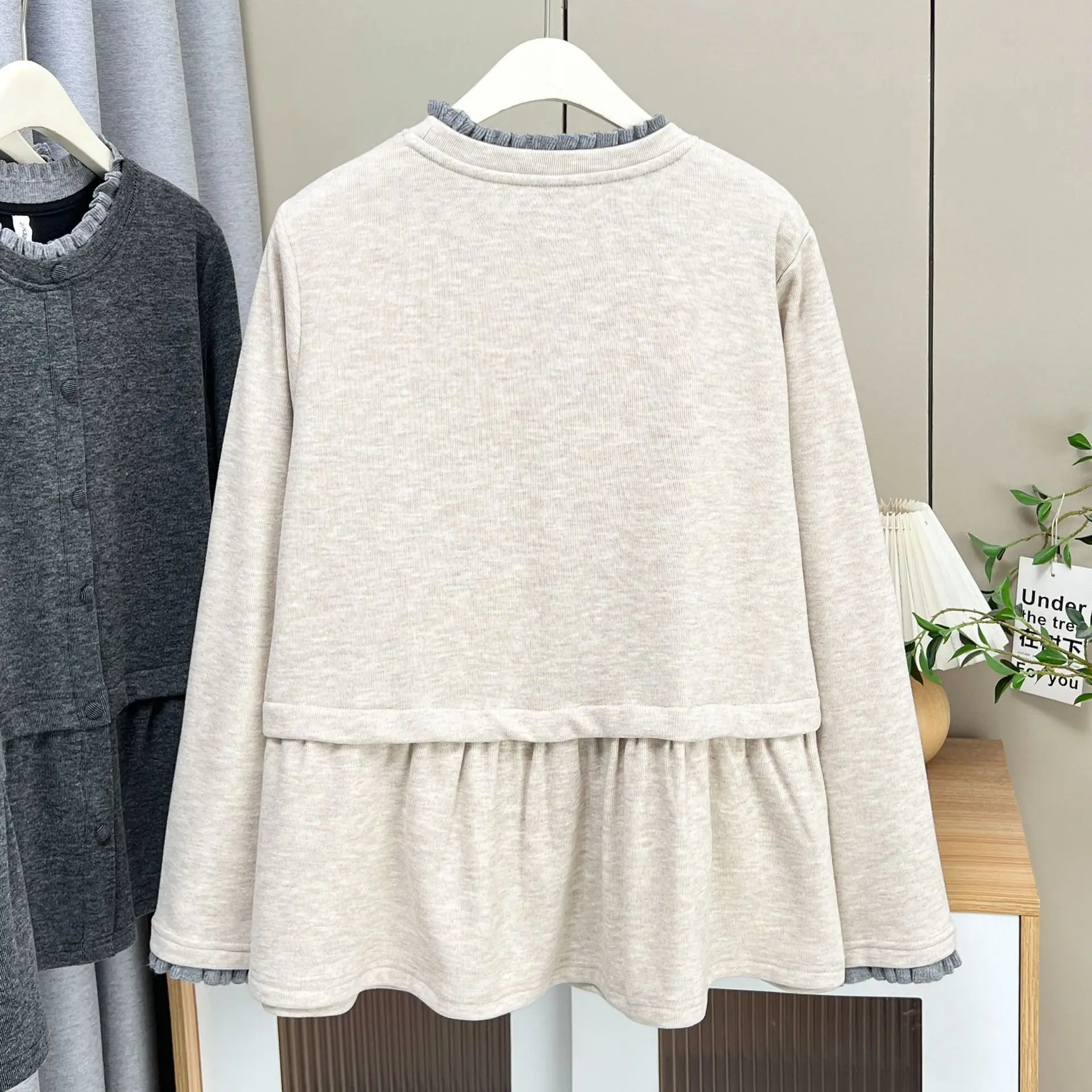XXXXL Fashion Plus Size Woman Clothing T-Shirt Autumn And Winter 2025 Fake Two Pieces Ruffled Collar Fleece Warm Base Tops 200