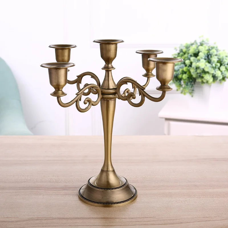 

Decoration Candlestick European Retro Wedding Hotel Decoration Supplies Three-Head Golden Candlestick Candle Holder Golden Home