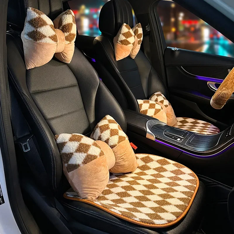 

2023 New Car Headrest Diamond Bow Creative Winter Plush Fashion Car Waist Neck Pillow Car Interior Headrest Car Accessories