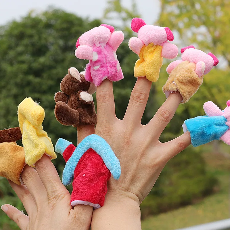 Animal Finger Puppet 8pcs/lot Baby Cartoon 3 Little Pigs Characters Finger Puppets Theater Show Soft Dolls Props Kids Toys for Children Gift Game