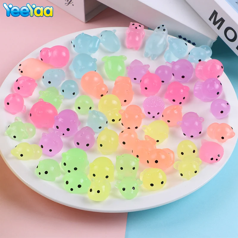 

10Pcs Mini Animal Night Glow Mochi Squishy No Repeat Colors Toys Squeeze Soft Sticky Stress Relief Funny Toy For Children Gift