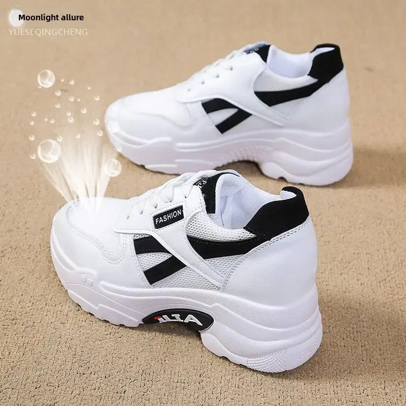 ربيع الخريف المرأة أحذية رياضية تنفس سميكة القاع عارضة الترفيه أبي أحذية أمي أحذية رياضية بيضاء العصرية زيادة