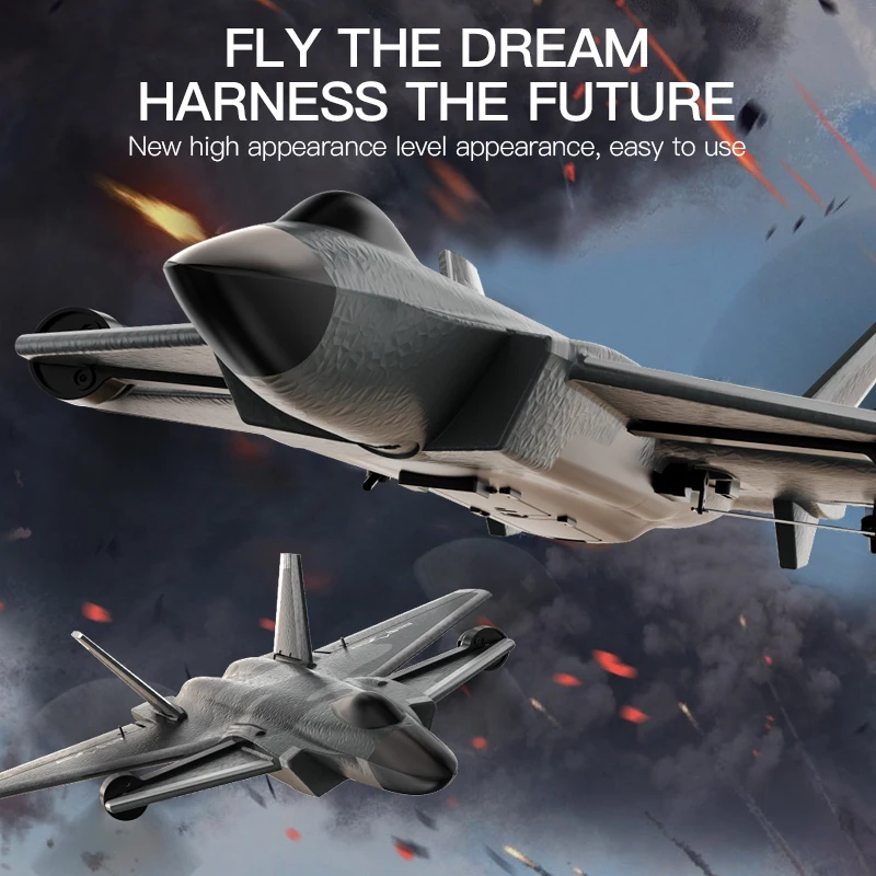 Planeur RC KF700 Brushless Fighter 6 Canaux en action, volant au-dessus d'un champ vert.