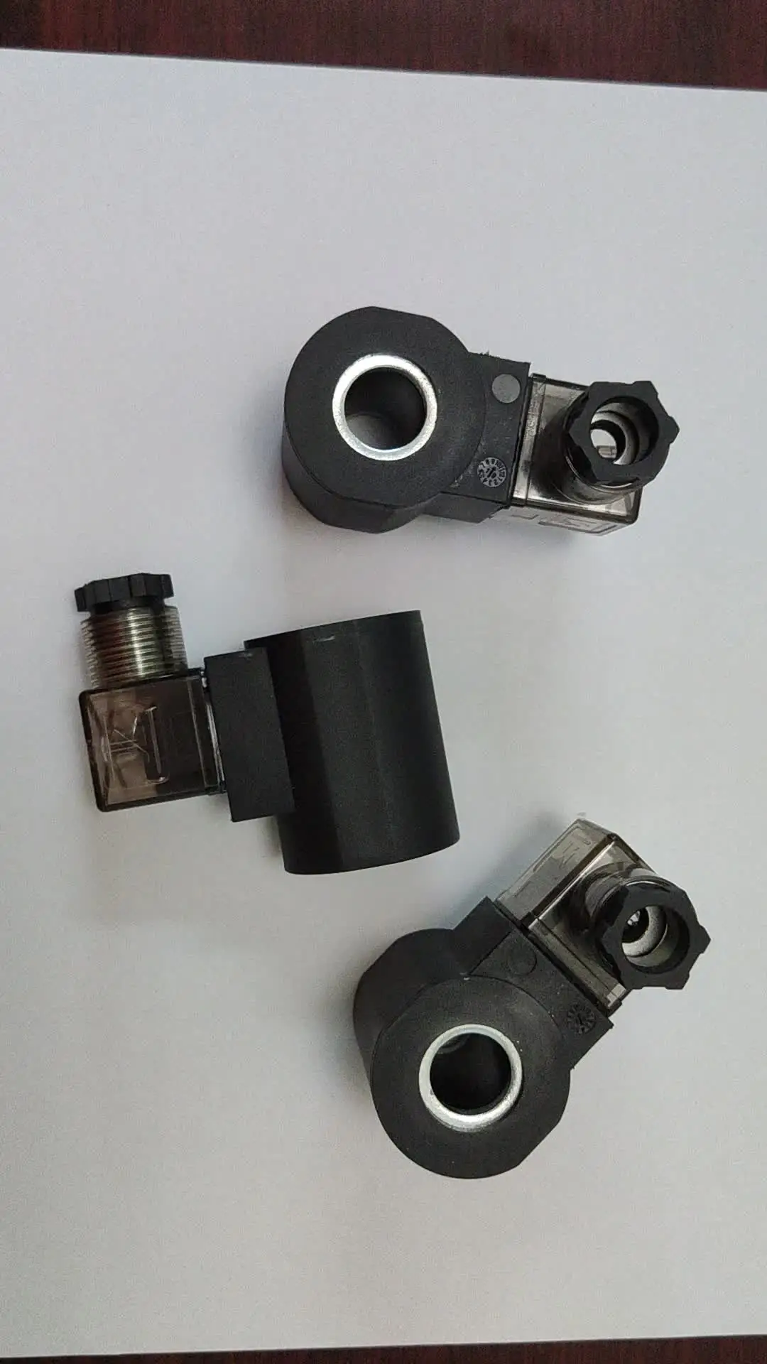 Achetez Une électrovanne De Pompe Hydraulique, Une électrovanne D'arrêt