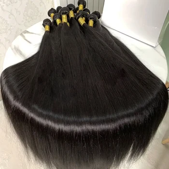 Fasci di capelli umani Fasci di tessuto brasiliano per capelli Bone dritto Remy Estensioni dei capelli grezzi 3/4 Bundle Trama di capelli vergini 28 30 32 pollici
