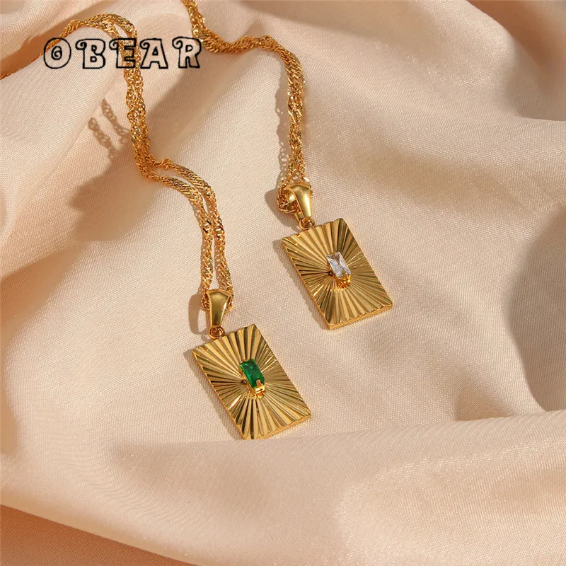 Cast Tarnish Free 18k Gold Square Geometric Zircon Pendant Stainless