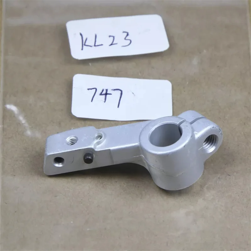 

3pcs KL23 Looper Holder Used for 747 Sewing Machine
