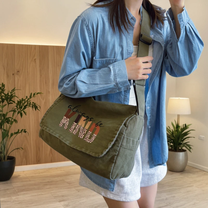 Casual Women's Shoulder Bag Canvas Crossbody Bag Leopard Letter Print Large Capacity Messenger Bag Daily