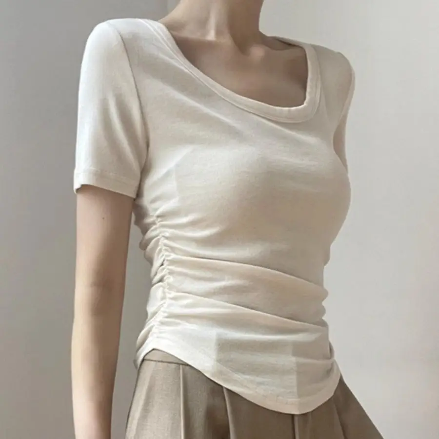 

American Retro Pleated Design T-shirt Women's Summer Curved Hem Pure Desire Style Slim Fit Short Sleeved Chic Top