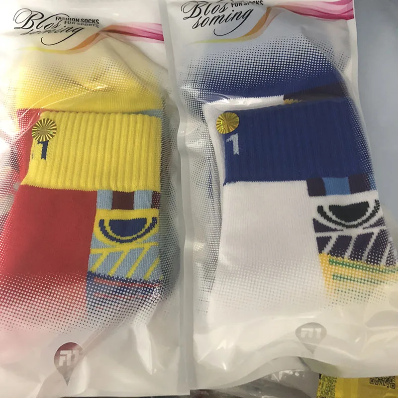 3 pairs TAAN Men's sports sock badminton tennis thick cotton socks Skidproof knee-high towel socks T-345