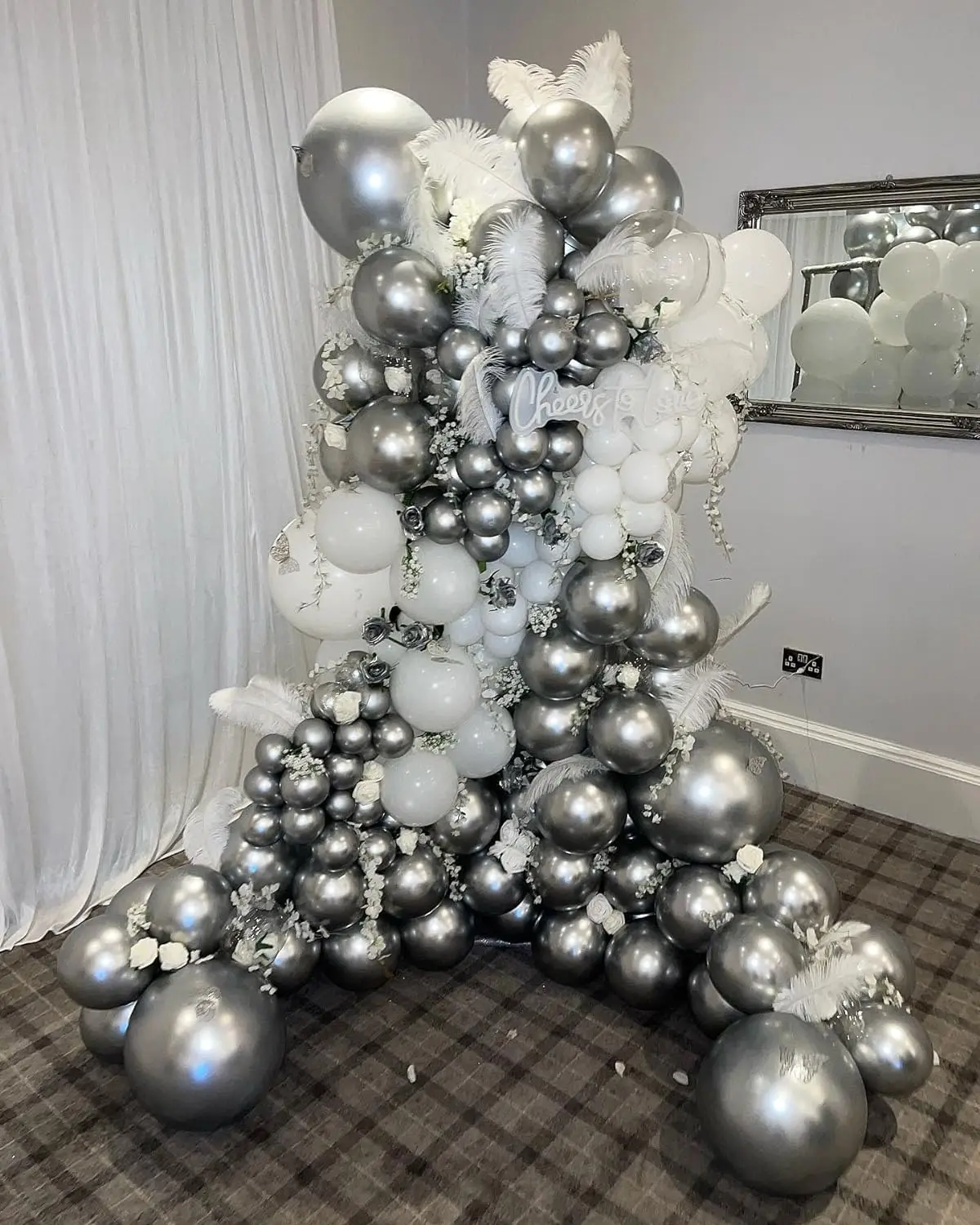Glamorous Disco Party Decoration Kit with White and Silver Balloon Garland and Confetti Balloons