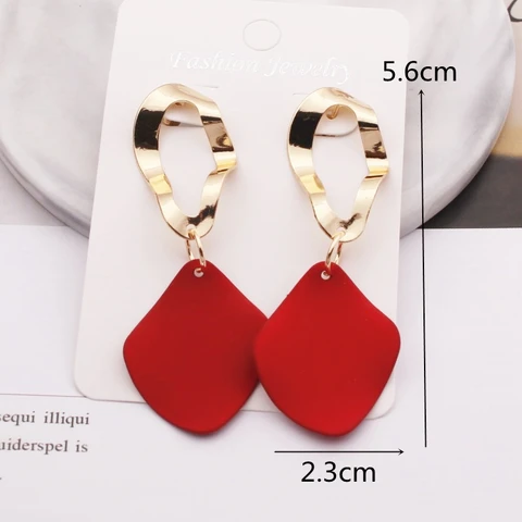 Fashion Black White Mixed Colors Asymmetric Circle Hanging Earrings Women Hollow Round Pendant Eardrop Women Simple Jewelry
