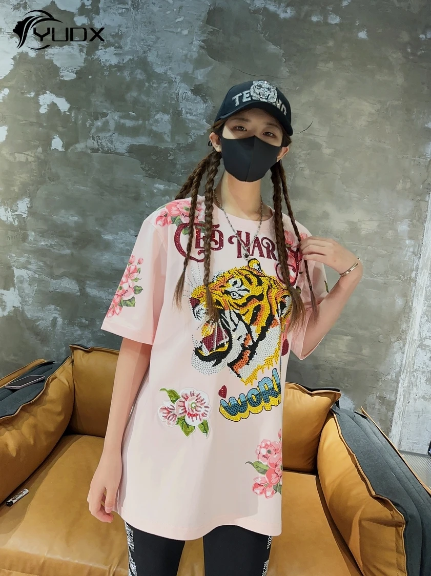 

YUDX Trendy New Summer Short Sleeve T-shirt Flowers Tiger Hot Drilling Mid-long Pink Tee Streetwear Diamonds Pullover Cotton Top