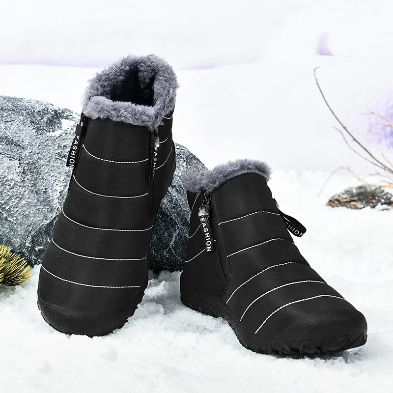 Men's Snow Boots Outdoor Waterproof and Warm Cotton Shoe Cover Winter Men's Boots Travel Non Slip Outdoor Hiking