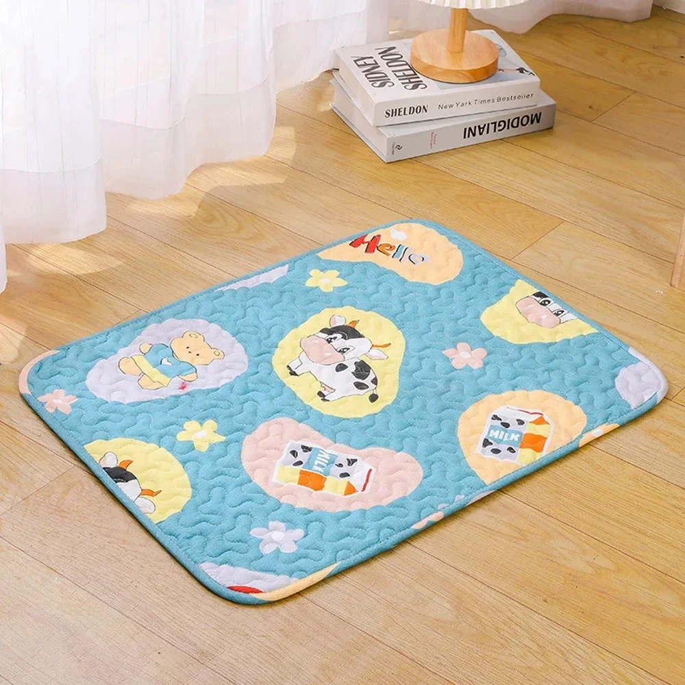 Pet Cooling Mat For Dogs And Cats Breathable Summer Pet Bed Cover_voghion.com