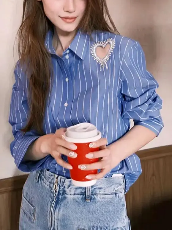 

Женская ажурная блузка в полоску, однобортная рубашка с отложным воротником и длинным рукавом, с инкрустацией сердцем, весна 2024