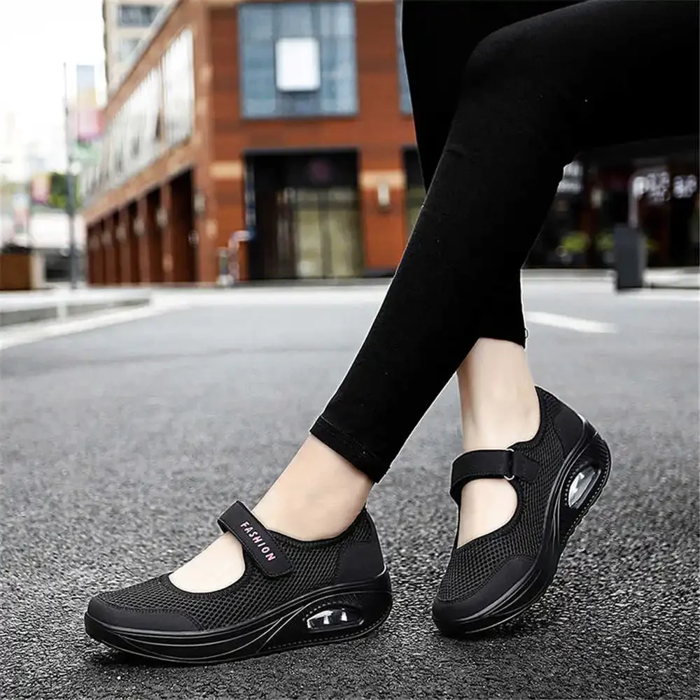 Oversize Shake Yellow Sneakers Donna Flats Scarpe Arancioni Da Donna Outdoor Donna Sport Particolare Luxery Trainers Items