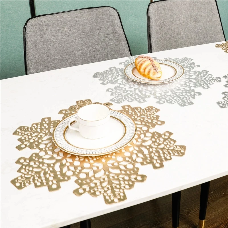

New Snowflakes PVC Hollow Anti-scalding Insulation Pad Table Bowl Mats home Christmas Decor Heat Resistant Placemat Dining Table