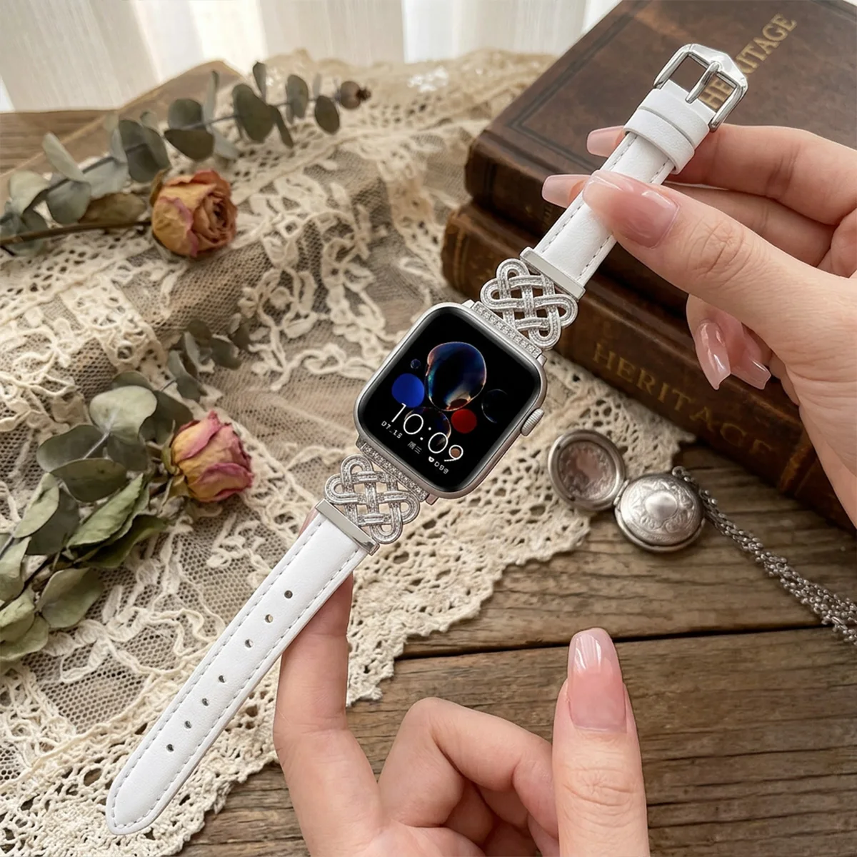 Elegant Leather Watch Strap for Women - Premium iWatch Accessory Collection