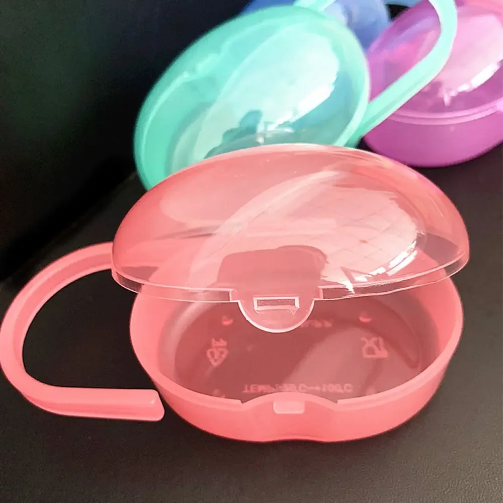 Baby Solid Pacifier Box Soother Container Holder Pacifier Box Travel Storage Case Safe Holder PP Plastic Size S pacifier holder plastic pacifier box