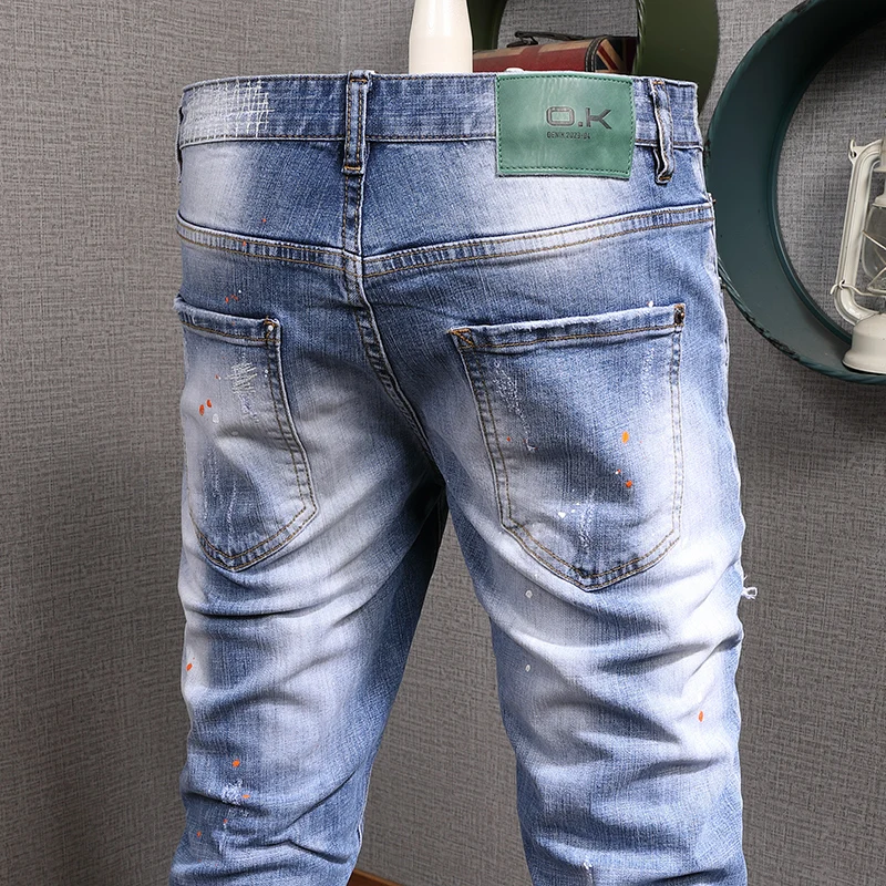 Street Fashion Men Jeans Retro Light Blue Stretch Slim Fit Painted Hole Ripped Jeans Men Patched Designer Vintage Pants Hombre