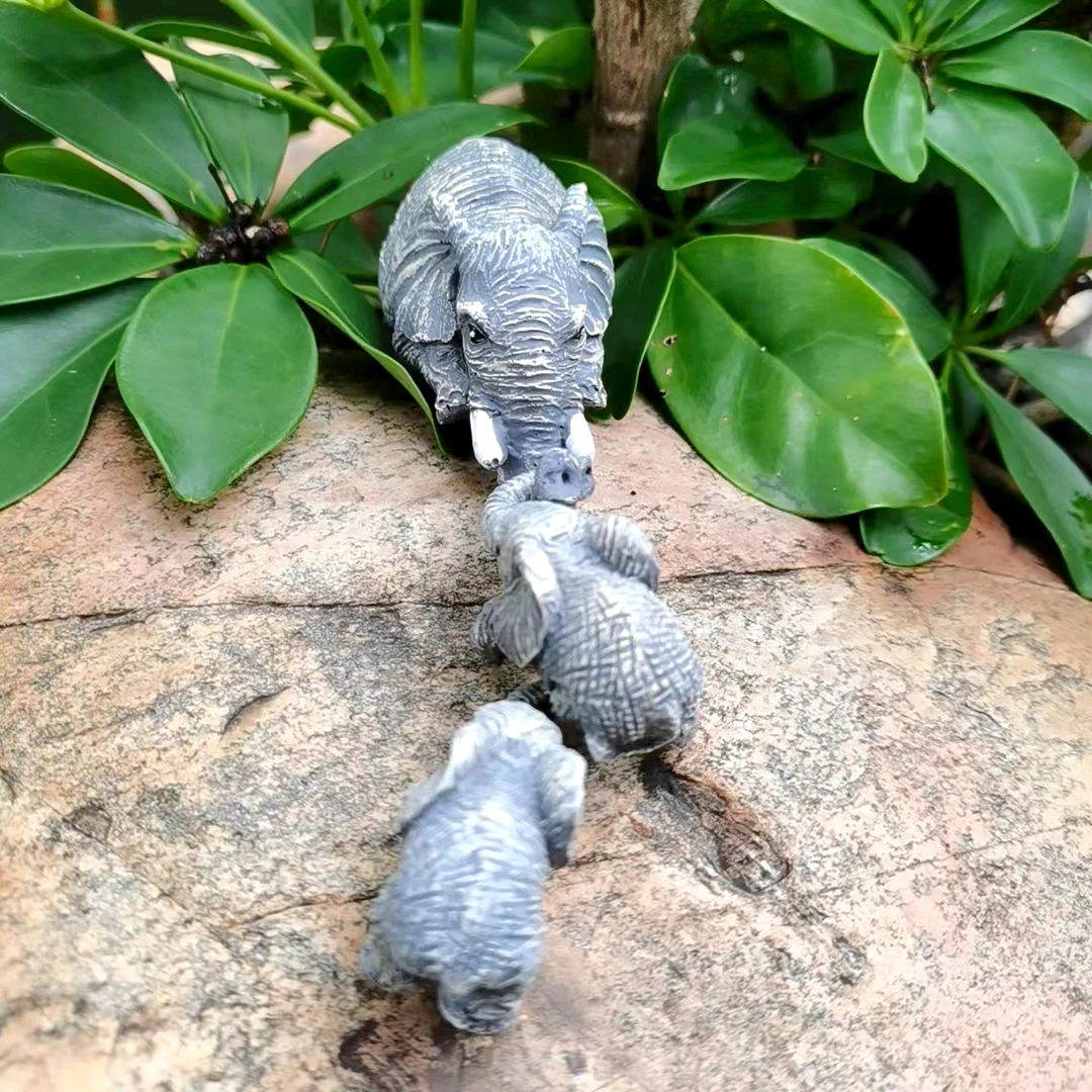 Elephant resin crafts Elephant Set of 3 Mother's Day and Thanksgiving Gifts Home Outdoor Decorative Small Ornaments Resin Hand-Painted Statues