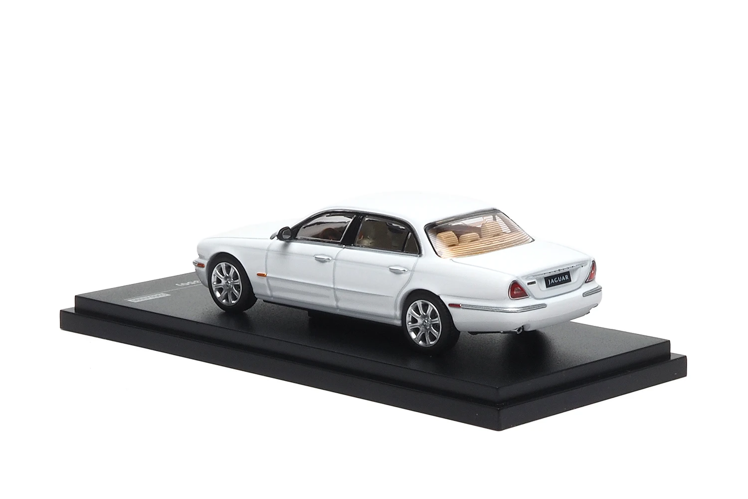 S6131205477f1445e9344b20d3bcae2ccA