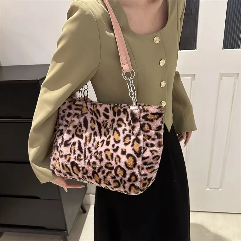 Simple Women's Bag, Fashionable Leopard Print Plush Tote Bag, Warm Soft Handbag Shoulder Bag Suitable for Daily Shopping Work