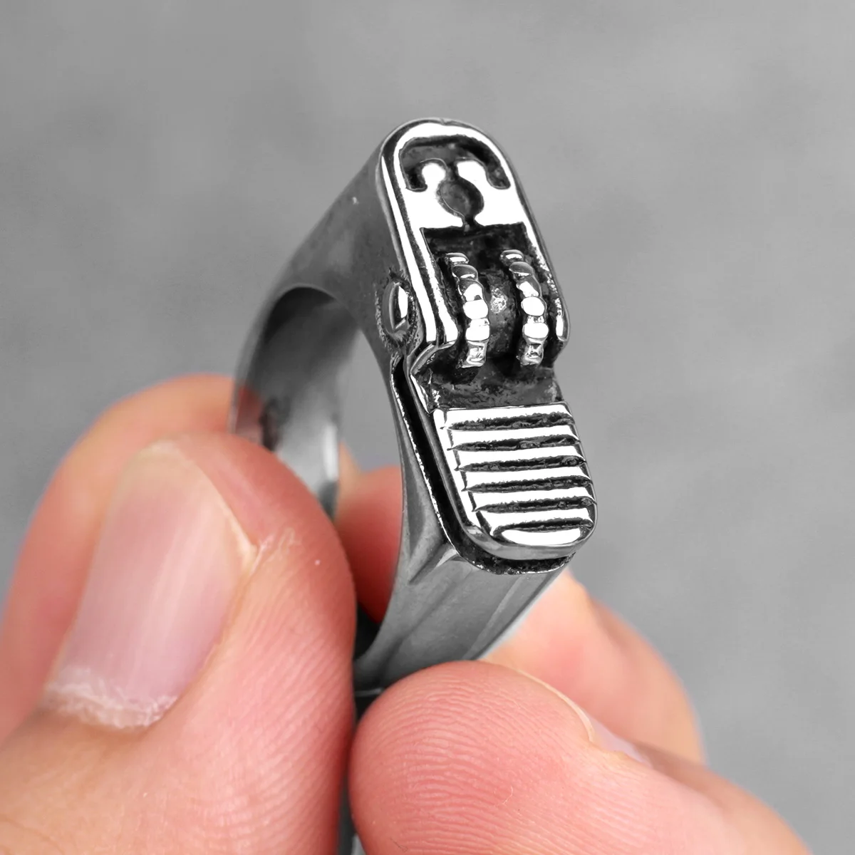 Stainless Steel Men Rings Cigarette Lighter Funny Punk Rock Hip Hop for Biker Male Boyfriend Jewelry Creativity Gift Wholesale 2