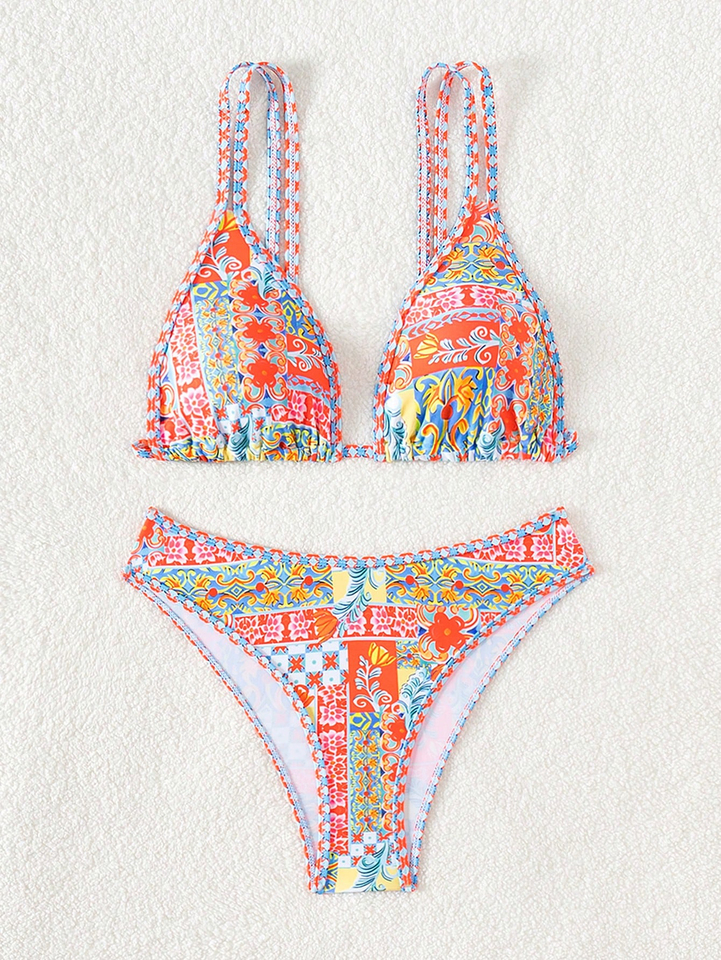 Printed bikini suspenders adjustable triangle cups gathered for a vibrant spring outfit