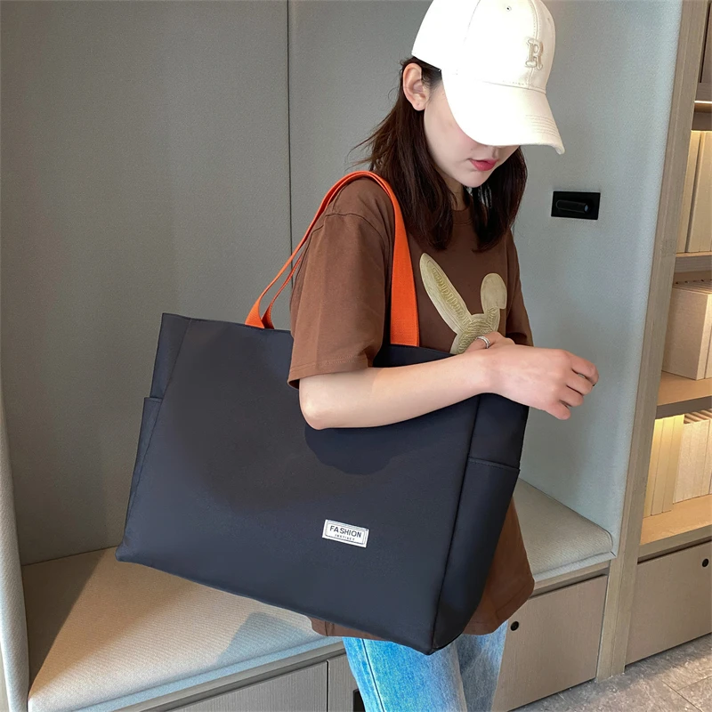 Women's Leisure Shoulder Bags Waterproof Oxford Ladies Fashion Fitness Travel Bags Designer Large-capacity Female Light Handbags
