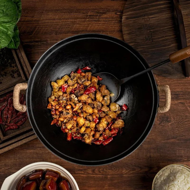Cast Iron Wok Pan,Handmade Wok Wok Stir with Dual Handle and Wooden Lid,Suitable for All Cooktops,Uncoated 2