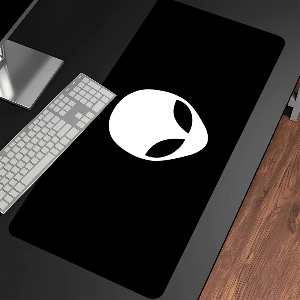 Anime Mouse Pad Alienware Gaming Setup Anti-slip Natural Rubber PC Keyboard XXL Desk Pads lock edge Almohadilla