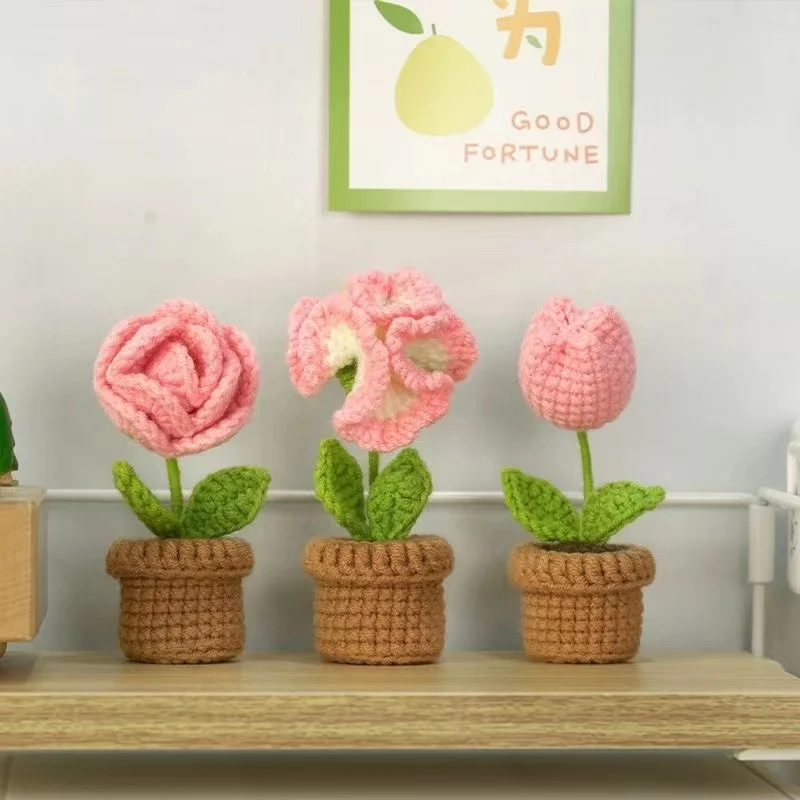 Easy Crochet Mini Tulip Pot Tutorial