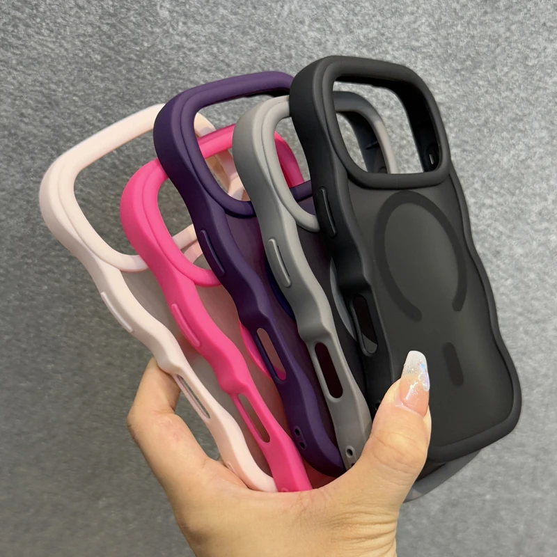 Luxury Matte Wave Bumper Shockproof Armor Case with MagSafe Compatibility