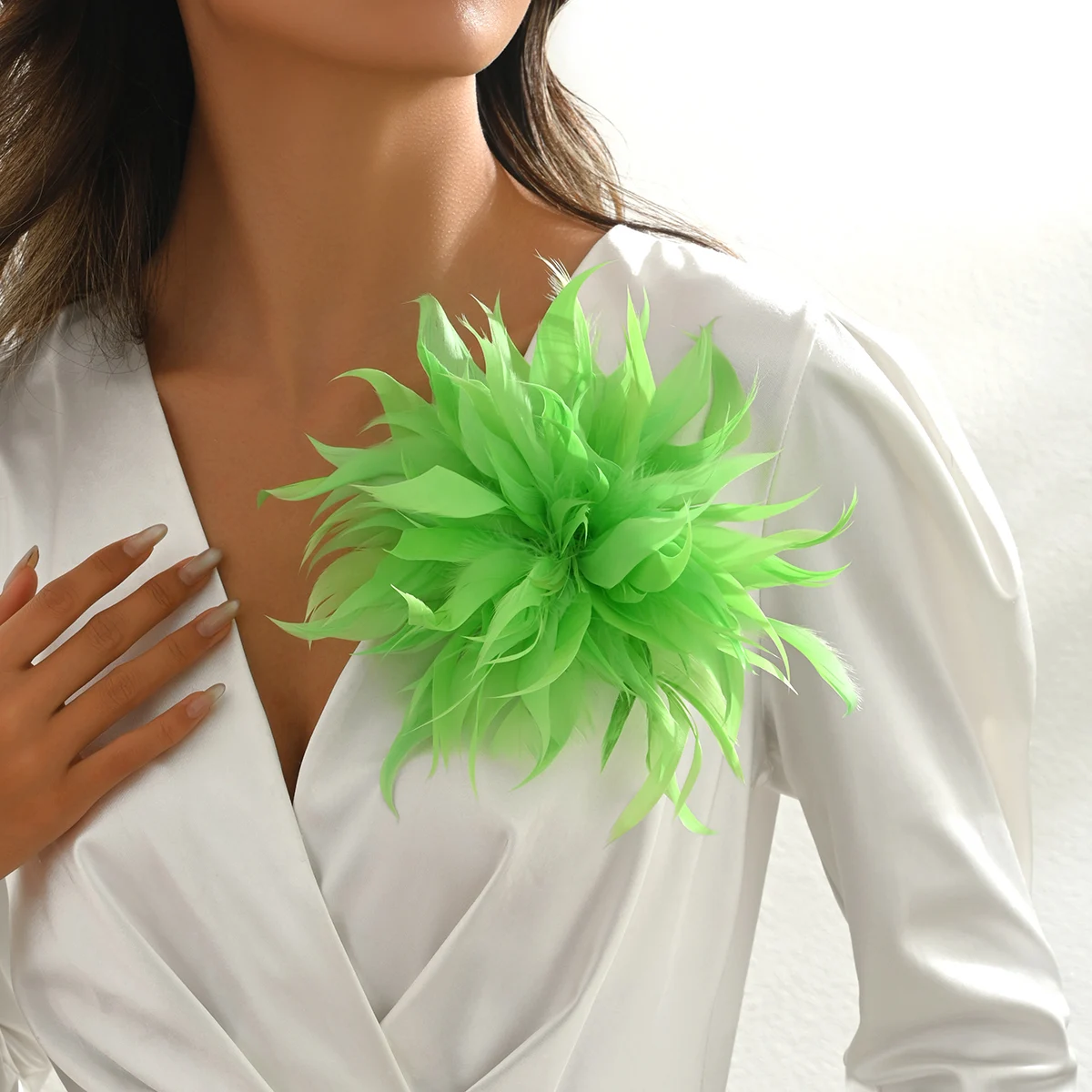 22CM Bohemia Multicolor Artificial Feather Brooch for Women Vintage Exaggerated Handmade Lapel Pins Party Wedding Jewelry Gifts