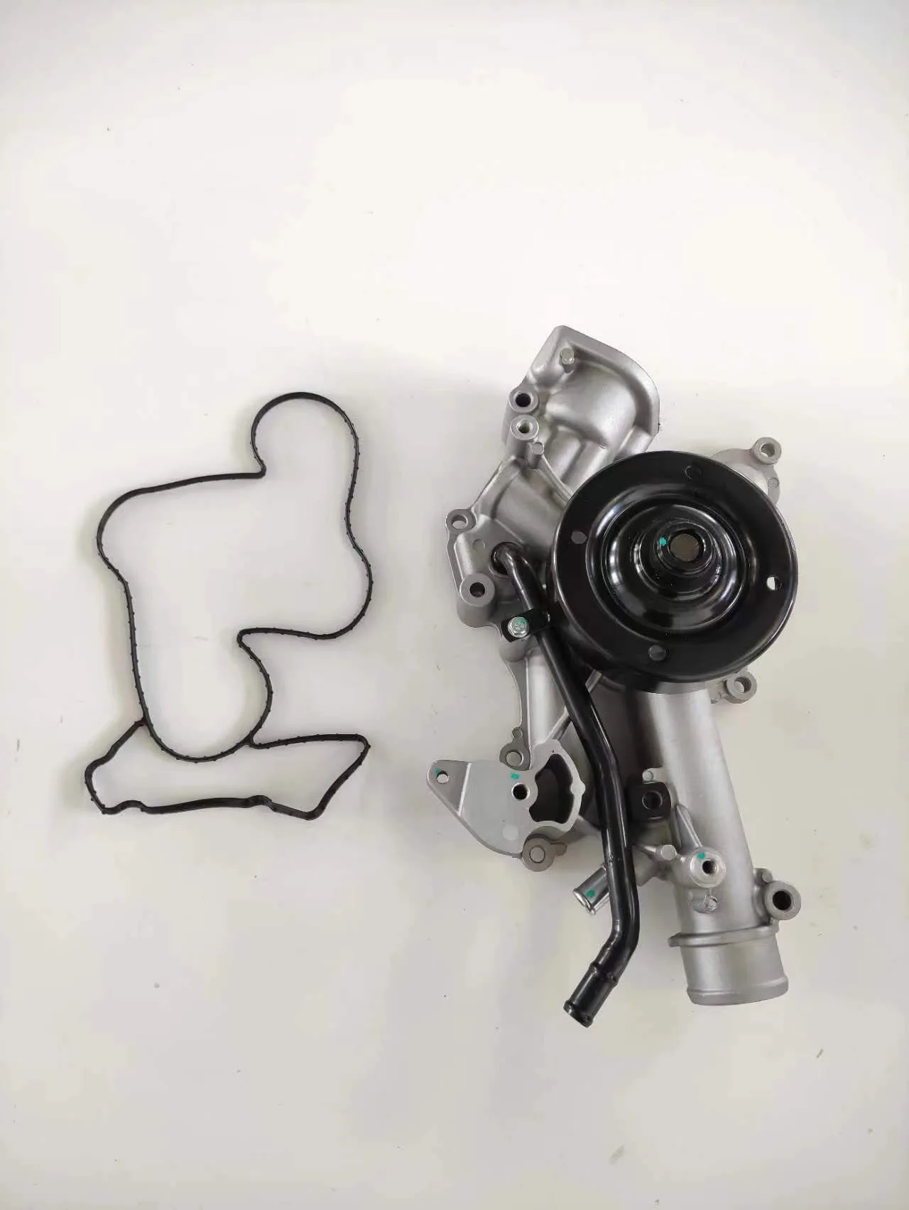 

1pc 68382494AA AW7168 Water Pump 5.7 2003-2008 for Dodge Pickup Ram