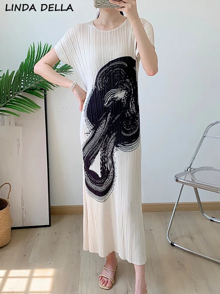 

LINDA DELLA Summer Fashion Runway Beige Elegant Pleated Dress Women's O-Neck Short Sleeve Print Loose Casual Party Long Dresses